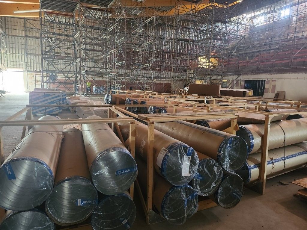 Sporthalle &ndash; Anlieferung und Materialbereitstellung Ventiduct